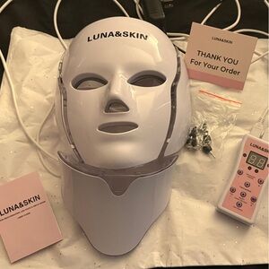 Luna&Skin RegenMask LED Face& Neck Mask